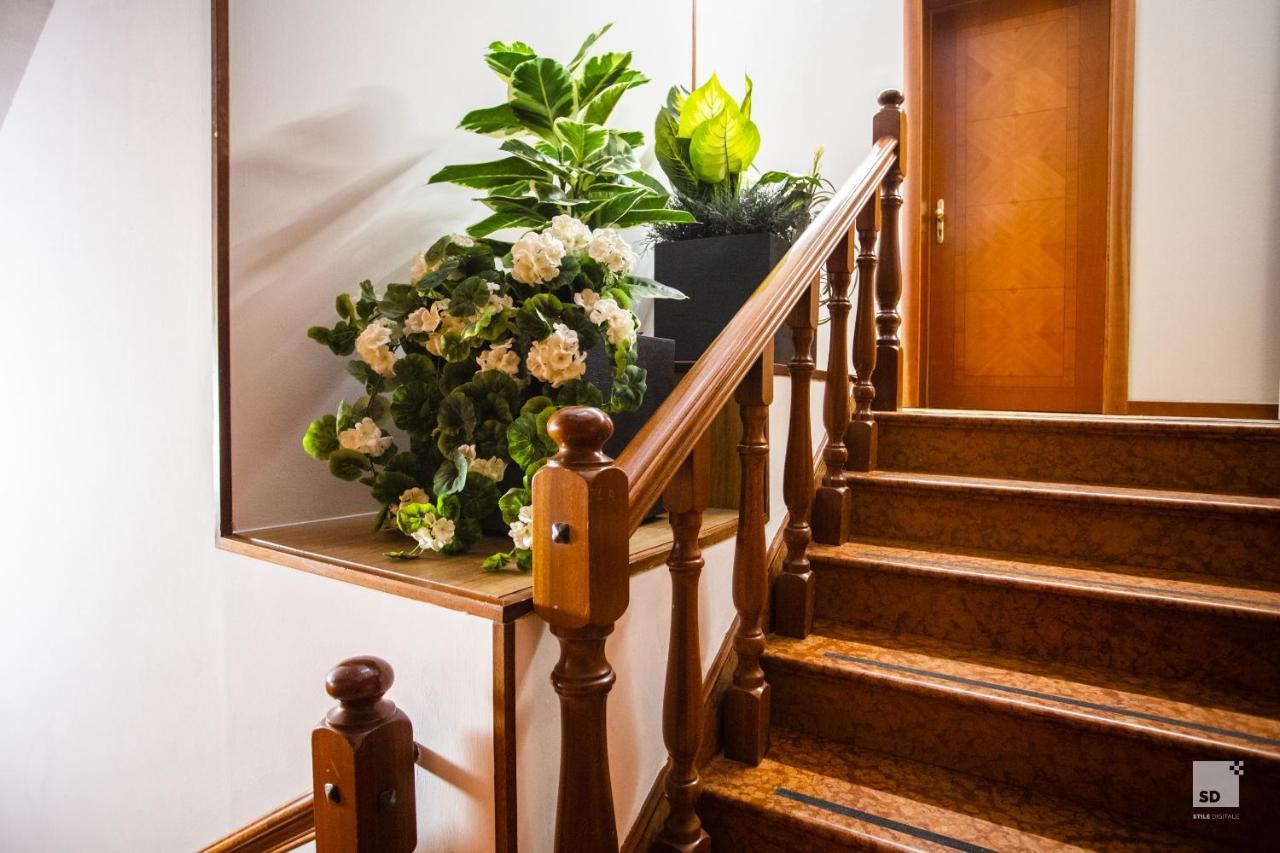 Hotel Blumen Collection By Gsa Hotels Bologna Exterior photo