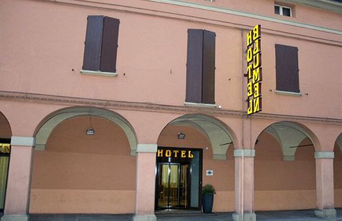 Hotel Blumen Collection By Gsa Hotels Bologna Exterior photo